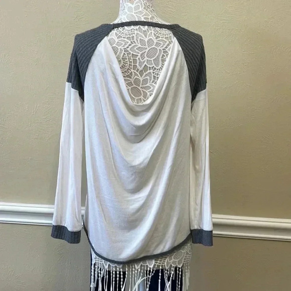 2/15 Maurice’s 24/7 Tee - Picture 5 of 8